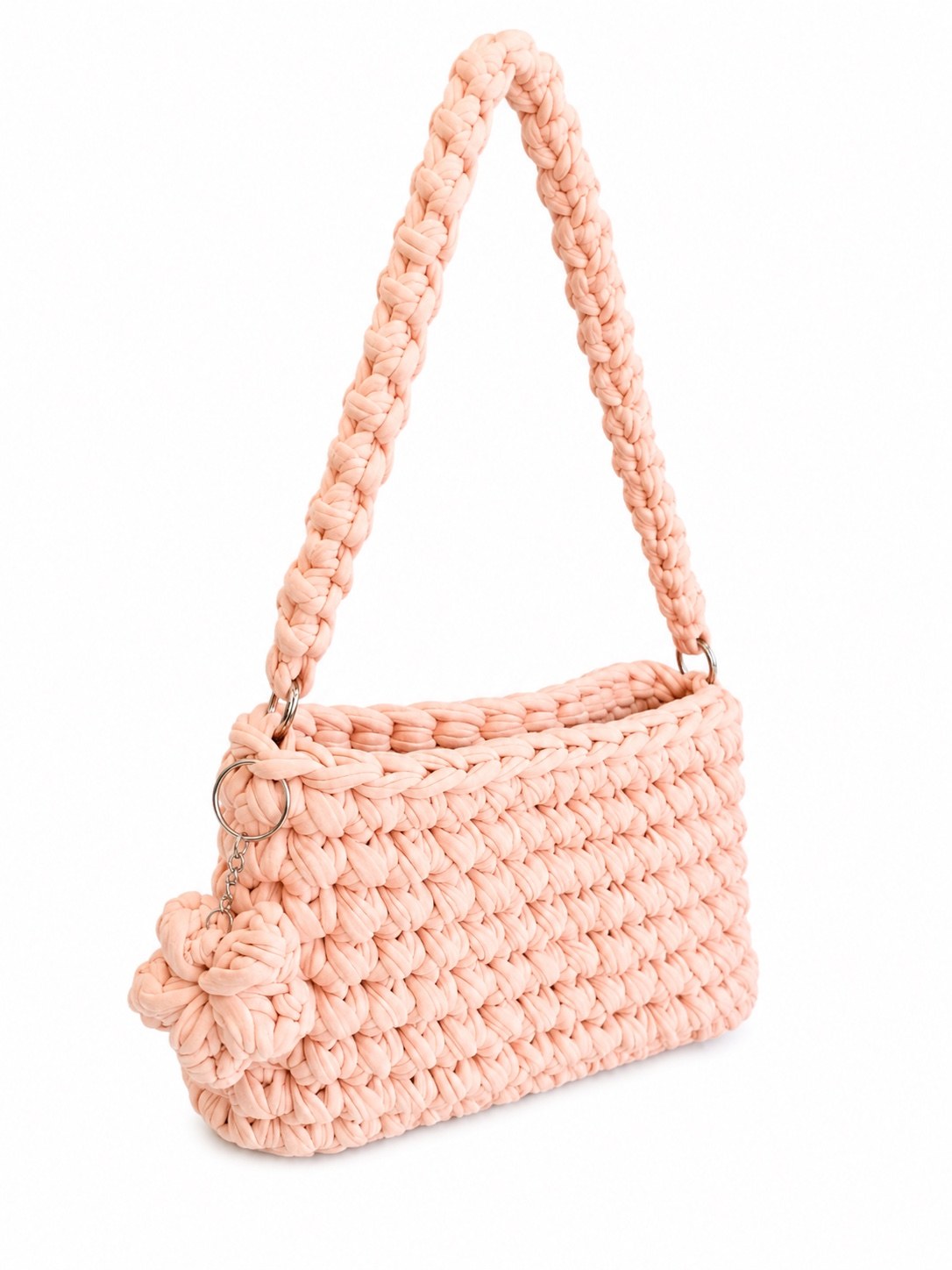 Bolsa Rosalie rosa handmade em fio de malha premium com chaveiro floral